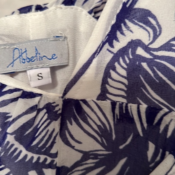 Abbeline Floral Maxi Wrap Dress - Picture 4 of 4